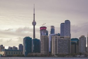 toronto skyline via illia cherednychenko